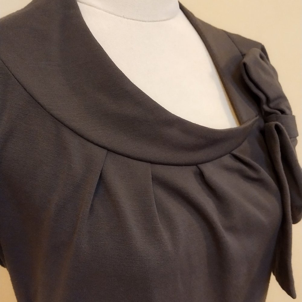 Retro style top with collar detail in brown - Picture 4 of 4